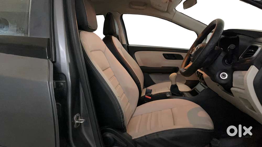 Tata Altroz Xe Petrol, 2022, Petrol