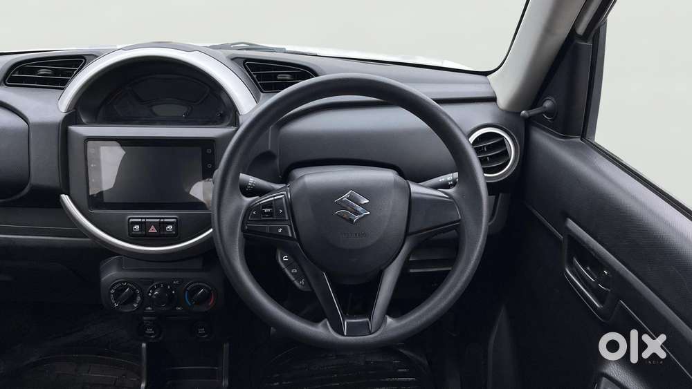 Maruti Suzuki S-presso Vxi Plus Amt, 2022, Petrol