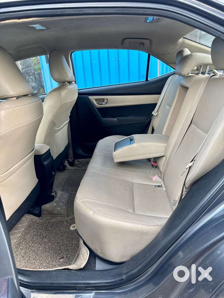 Toyota Corolla Altis 2013-2017 G At, 2016, Petrol