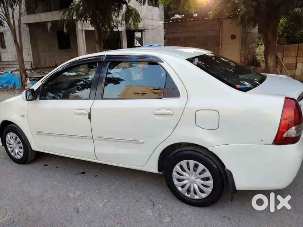 Toyota Etios 1.5 G 2012