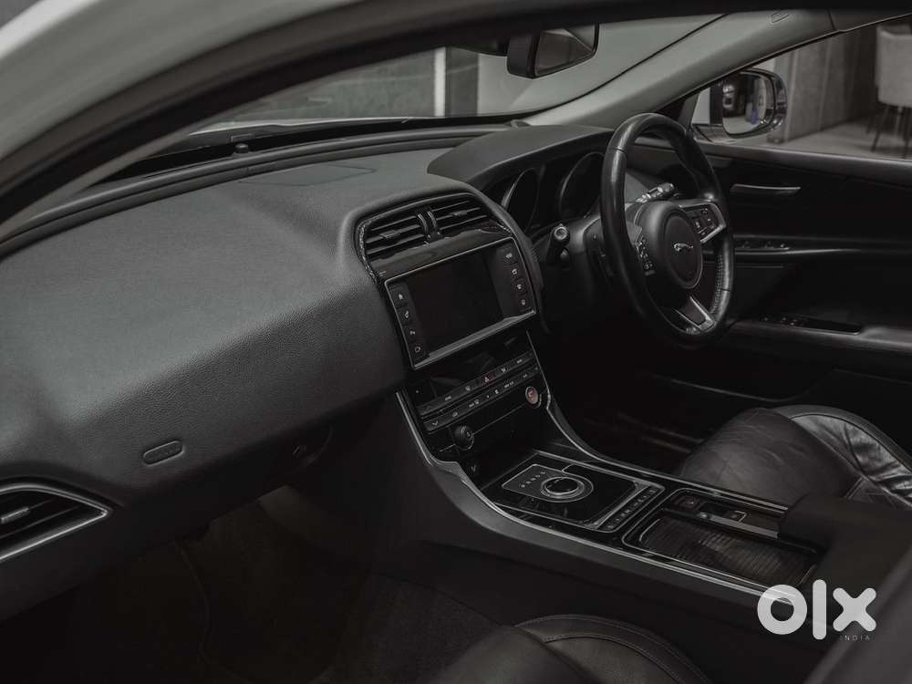 Jaguar Xe, 2017, Diesel