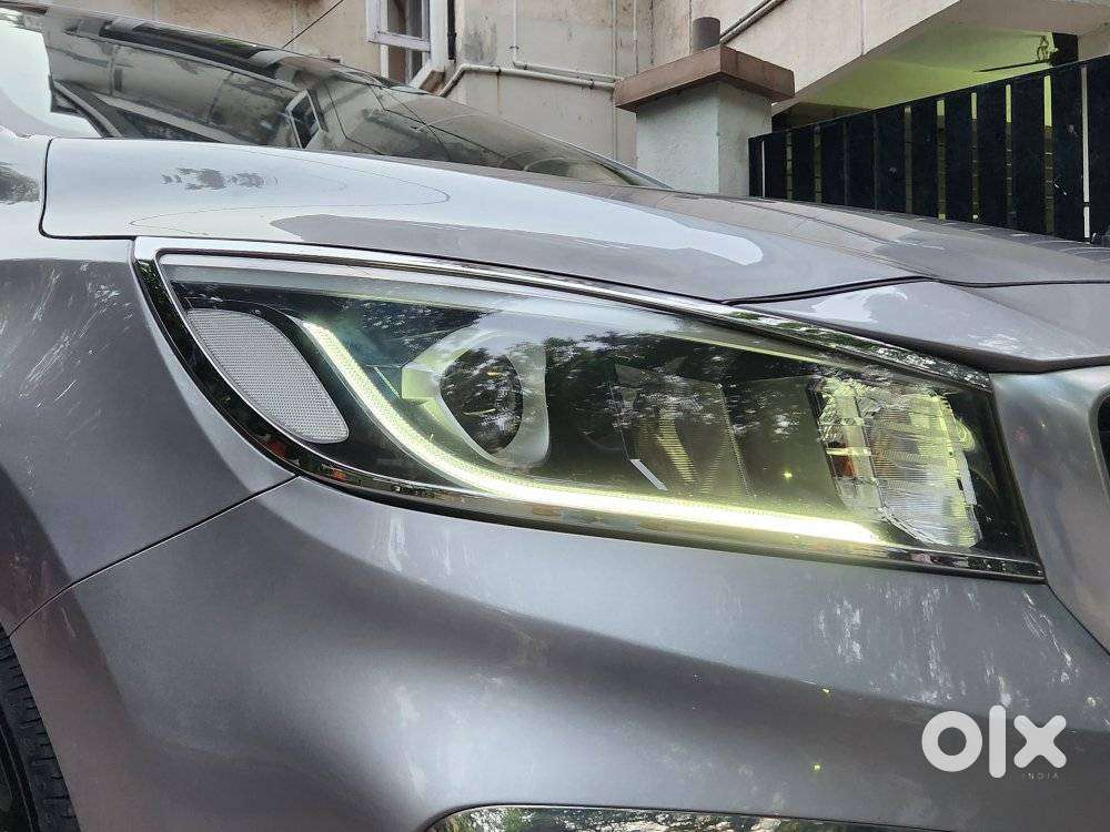 Kia Carnival Premium, 2020, Diesel