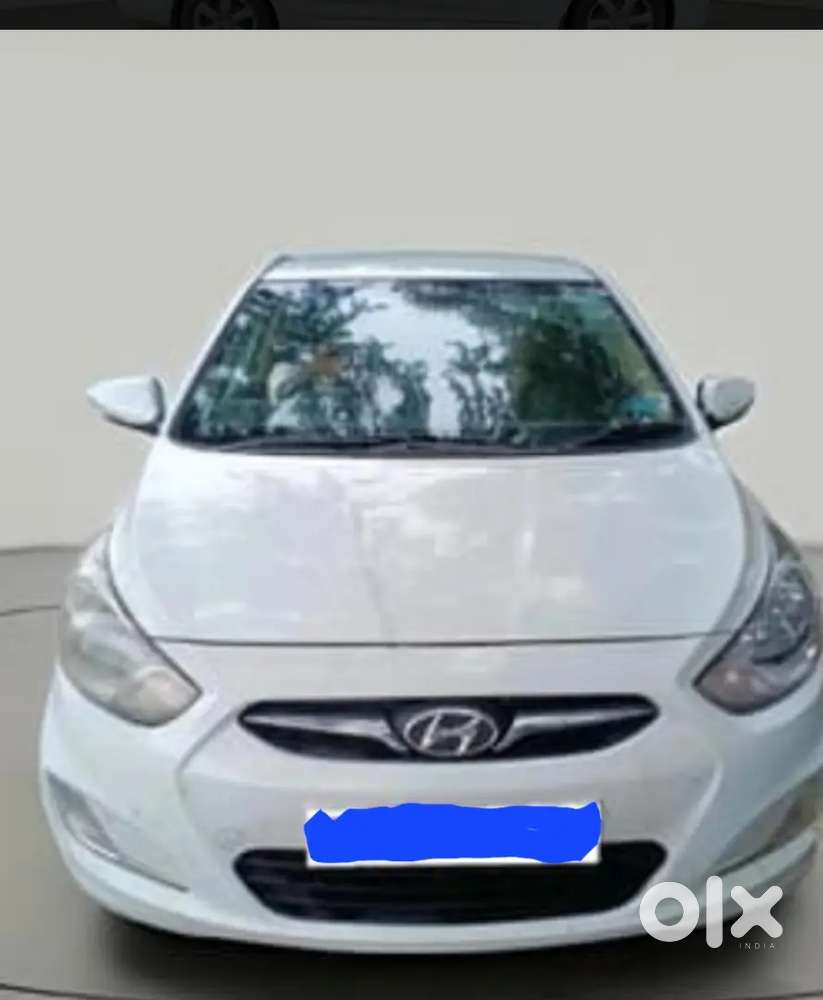 Hyundai Fluidic Verna 2012 Petrol Car