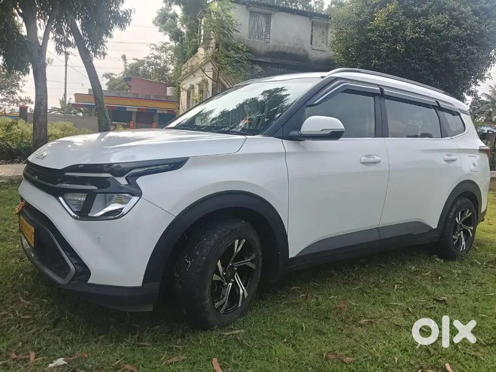 Kia Carens Luxury 2024