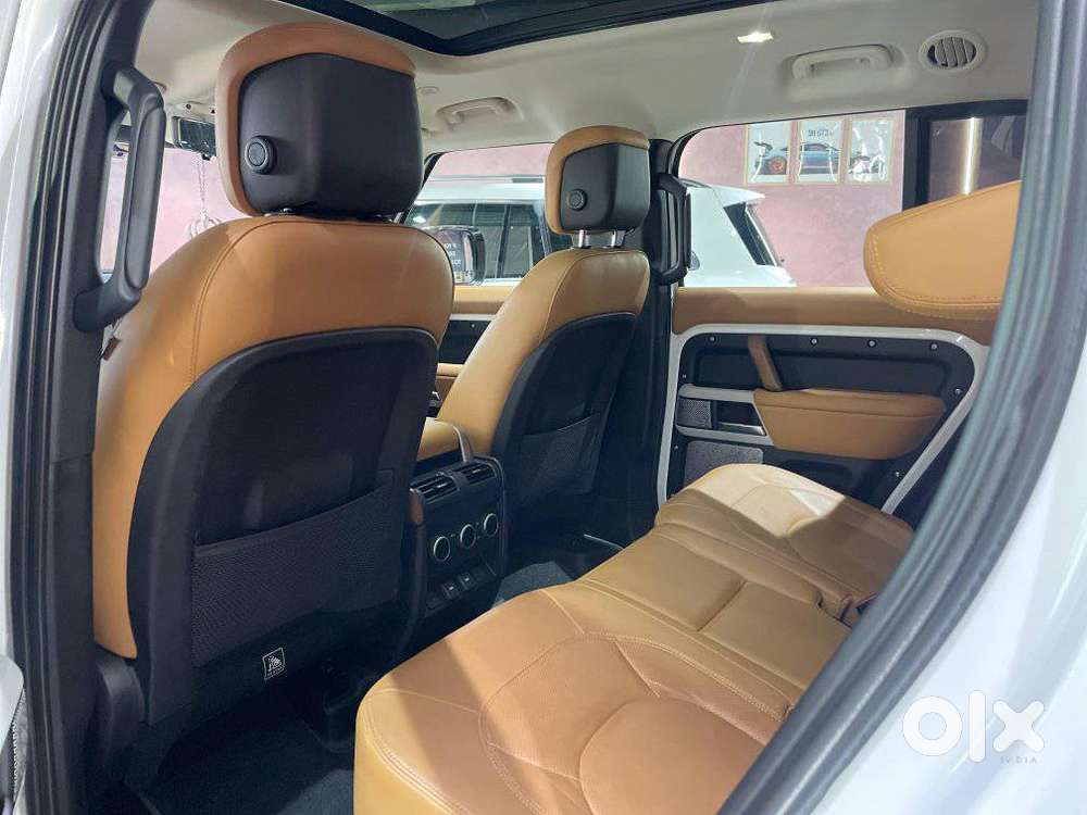 Land Rover Defender 3.0 L 130 X, 2023, Petrol