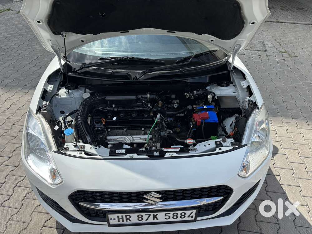 Maruti Suzuki Swift Vxi Optional, 2023, Petrol