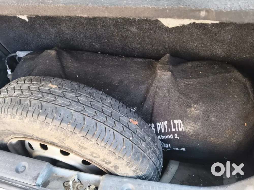 Maruti Suzuki Swift 2011 Cng & Hybrids 23000 Km Driven