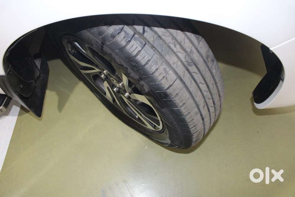 Toyota Innova Crysta [2020-ongoing] 2.4 Gx At 7 Str, 2020, Diesel