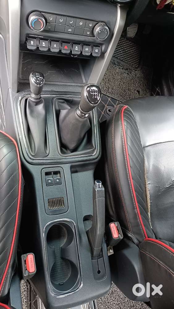 Mahindra Thar Lx Convertible Top Diesel Mt 4wd, 2022, Diesel