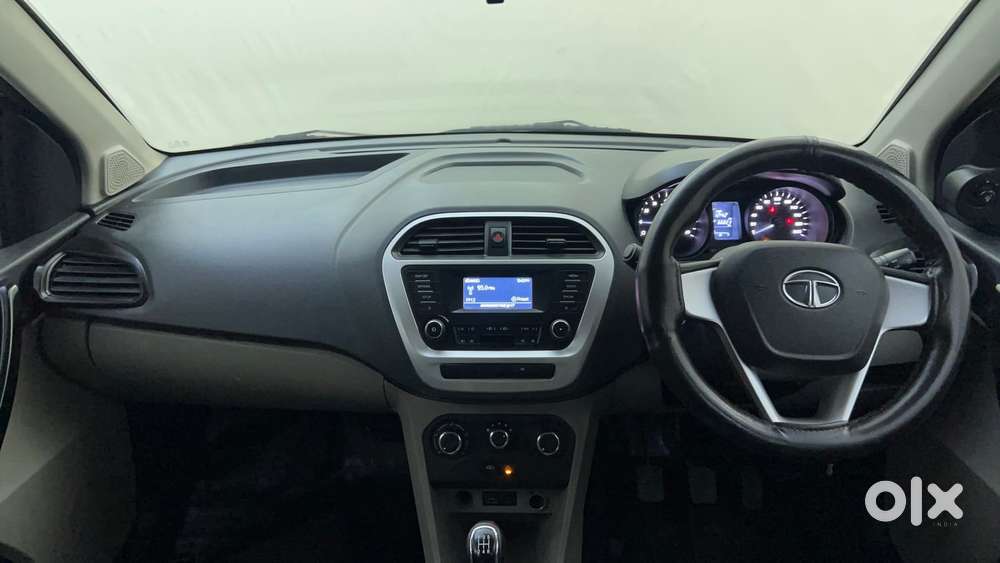 Tata Tiago 1.2 Revotron Xt, 2016, Petrol