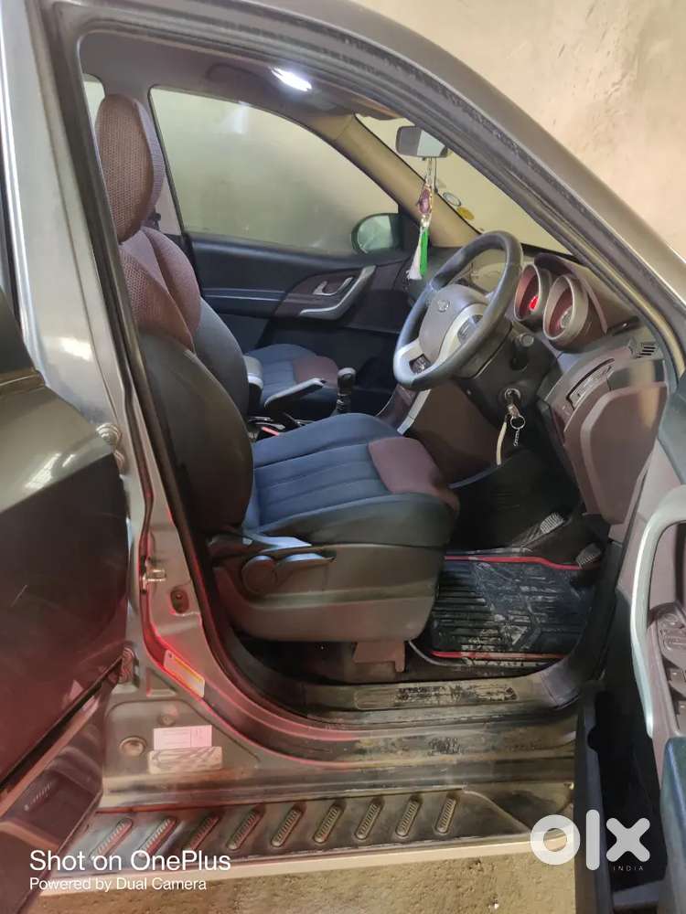 Mahindra Xuv500 2015 Diesel 56000 Km Driven