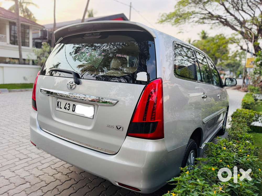 Toyota Innova 2.5 V 7 Str, 2012, Diesel