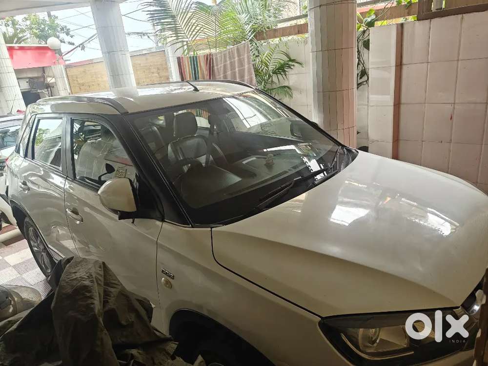 Maruti Vitara Brezza Zdi Diesel 2016 Single Owner  80,000 Km