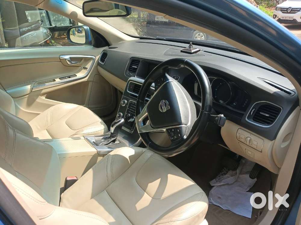 Volvo S60 2014 Diesel Well Maintained