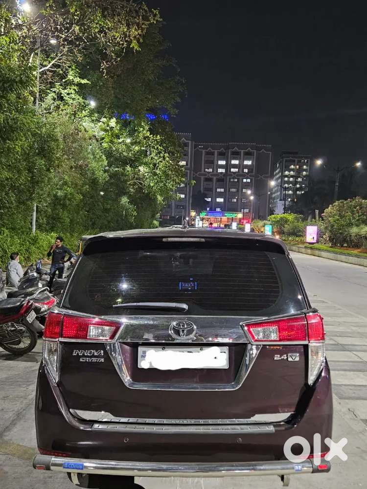 Toyota Innova Crysta 2016