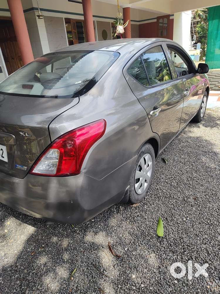 Nissan Sunny Diesel 2012