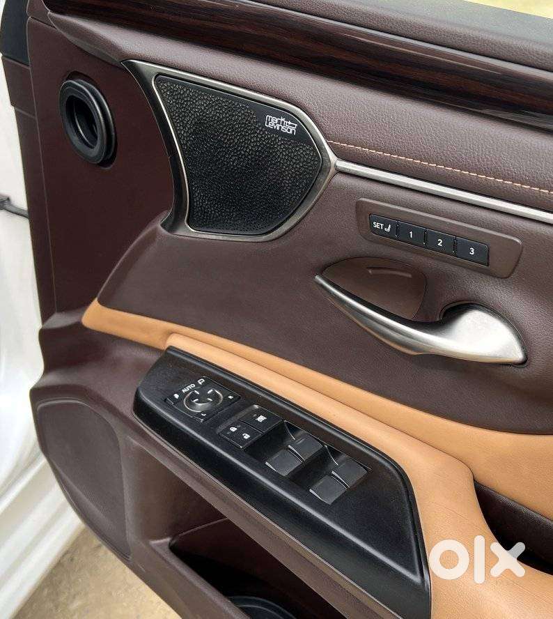 Lexus Es 300h Luxury, 2019