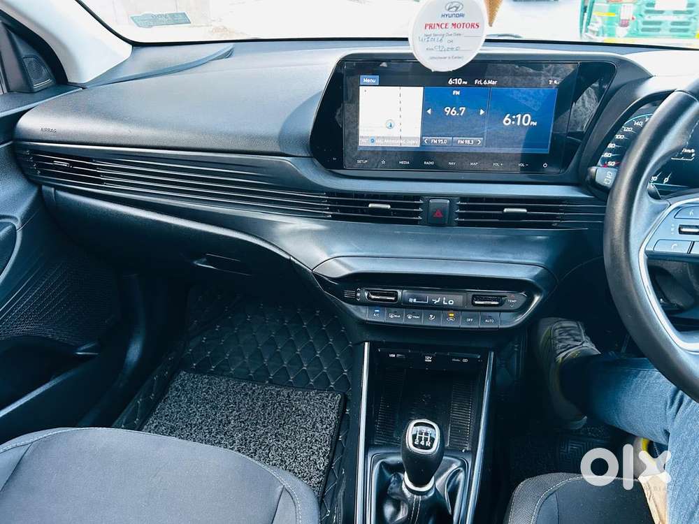 Hyundai I20 Asta (o) 1.2 Mt, 2022, Petrol