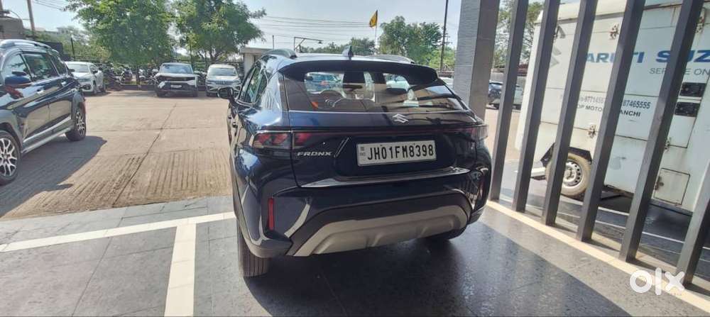 Maruti Suzuki Fronx 2024 Petrol Well Maintained