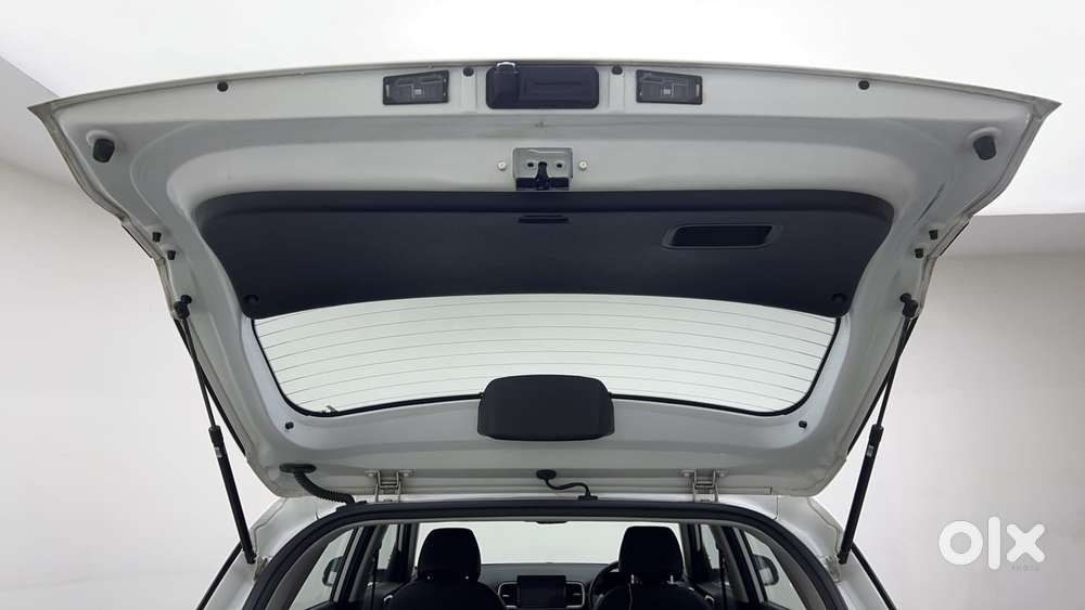 Hyundai Venue 1.0 Sx (o) Turbo Dct, 2023, Petrol