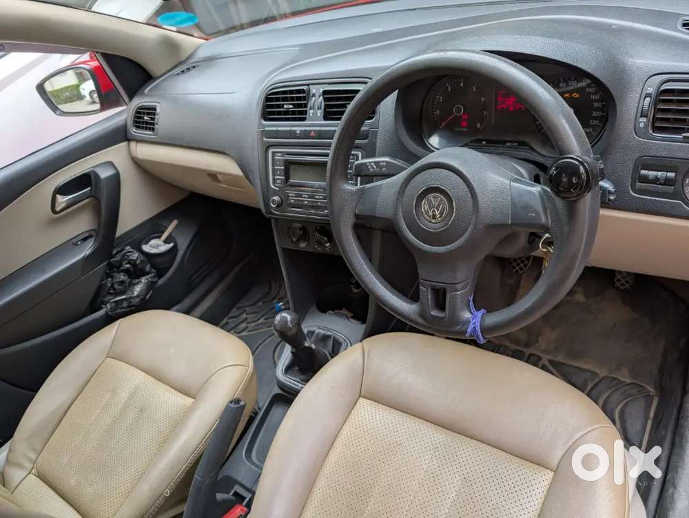 Red Colour Volkswagen Polo Comfortline 2014