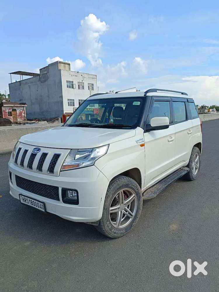 Mahindra Tuv 300 2017 All Ok And With Service Records And Vip Number