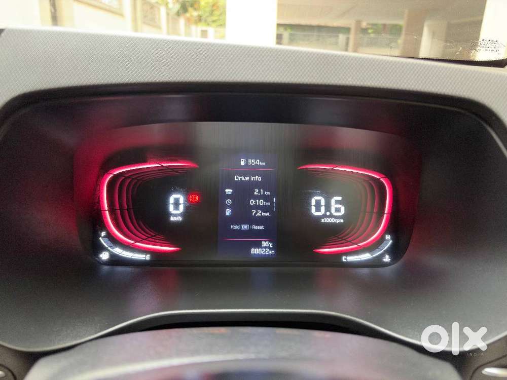 Kia Carens – Premium Family Car  Single Owner  Excellent Condition