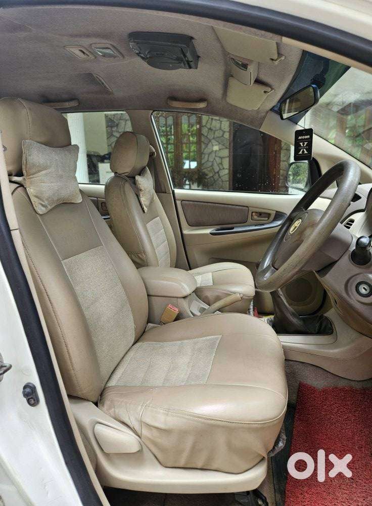 Toyota Innova 2.5 G4 Diesel 7-seater, 2006, Diesel