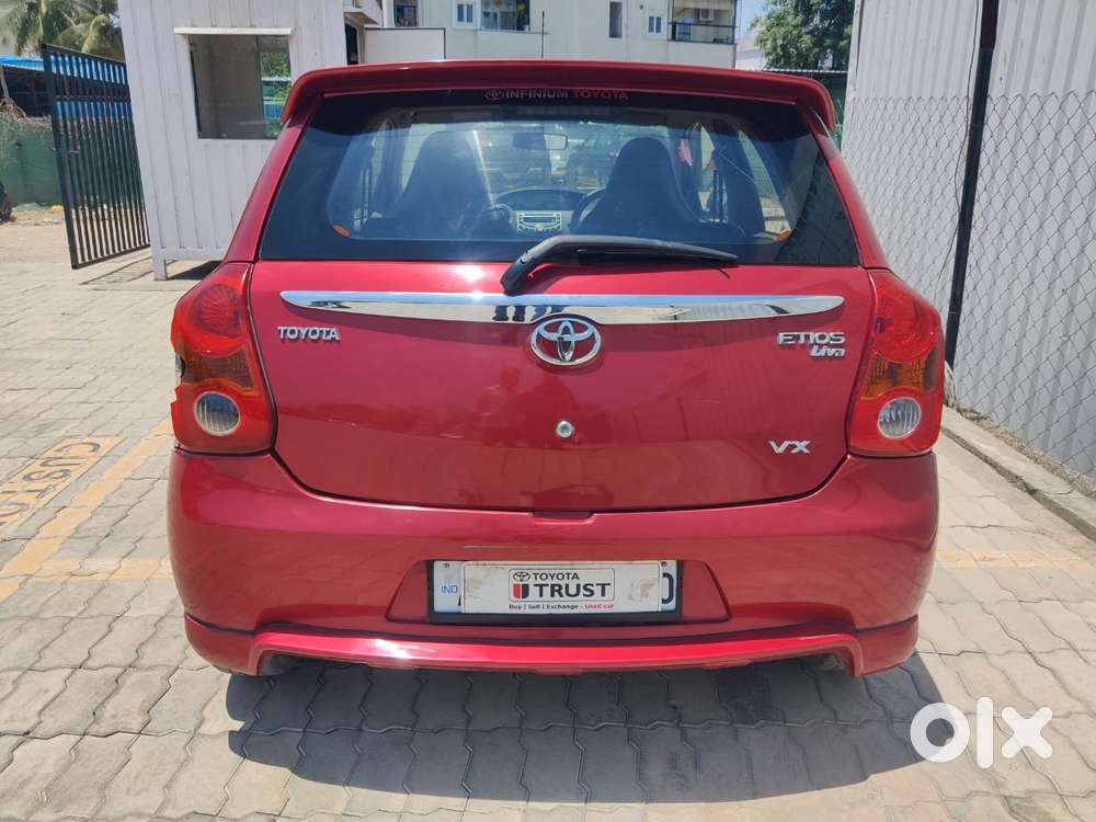 Toyota Etios Liva, 2011, Petrol