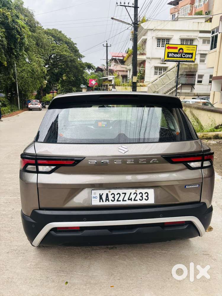 Maruti Suzuki Brezza 1.5 Vxi Smart Hybrid, 2023, Petrol