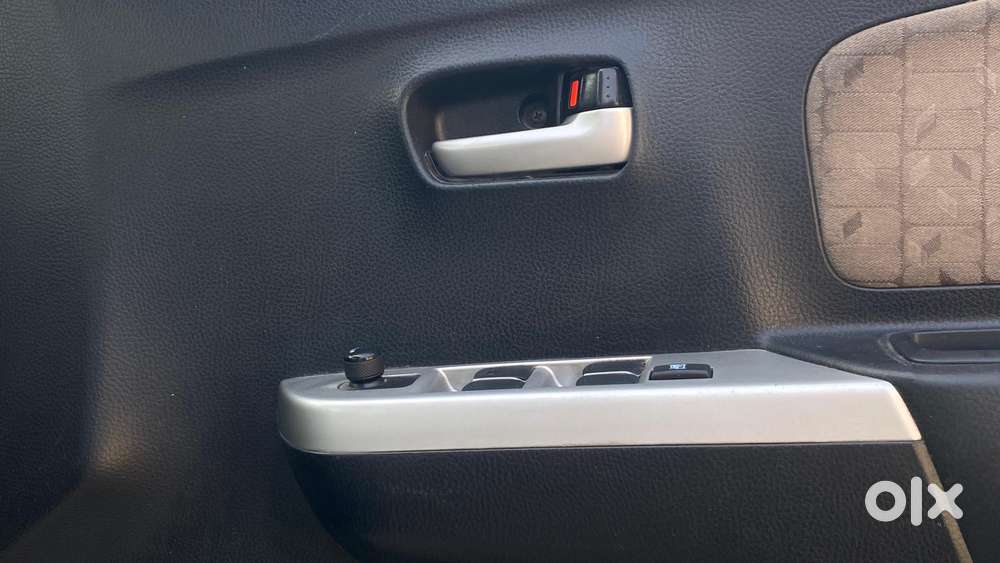 Maruti Suzuki Wagon R 1.0 Vxi, 2016, Cng & Hybrids