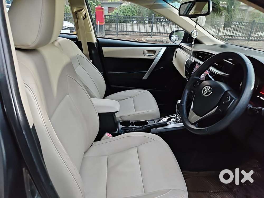 Toyota Corolla Altis Vl At, 2015, Petrol