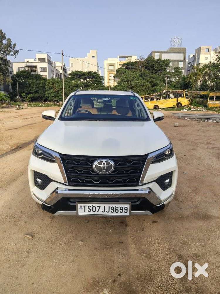 Toyota Fortuner 4x2 At 2.8 Diesel, 2022, Diesel