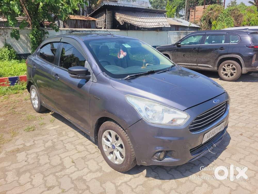 Ford Figo Aspire Titanium Blu, 2017, Petrol