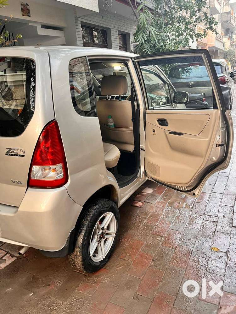 Alloy Wheel,system, Center Locking,power Window,power Steering,
