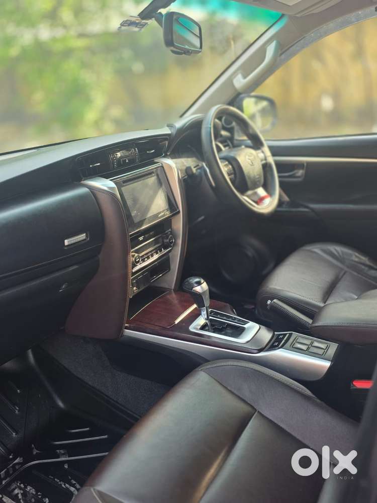 Toyota Fortuner 4x2 At 2.8 Diesel, 2019, Diesel