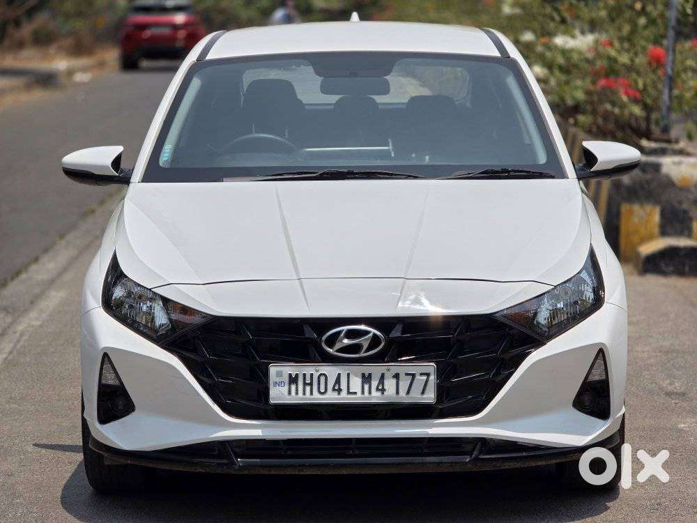 Hyundai I20 Sportz 1.2 Ivt, 2023, Petrol