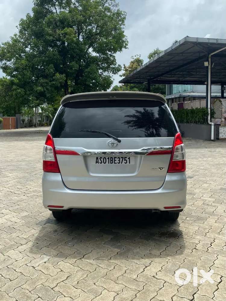 Toyota Innova 2013