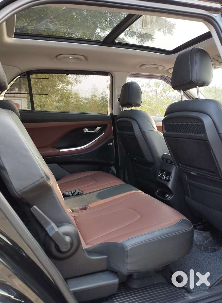 Hyundai Alcazar 1.5 Tdct Signature (o) 7s Petrol, 2023, Petrol