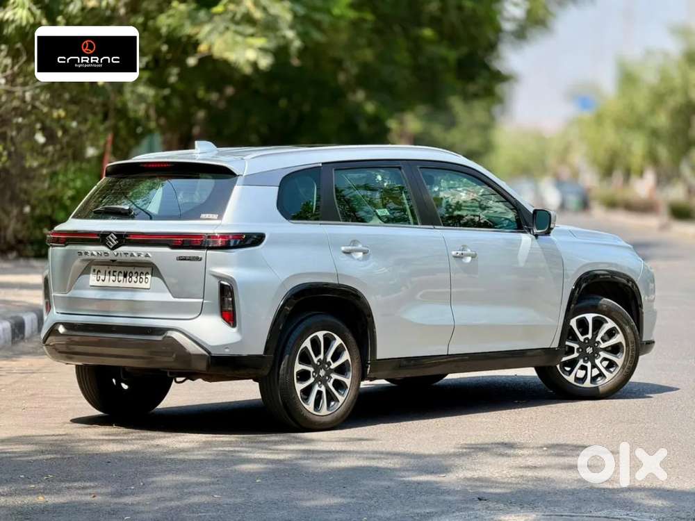 Maruti Suzuki Grand Vitara 1.5 Alpha Plus Intelligent Hybrid Ecvt, 2..