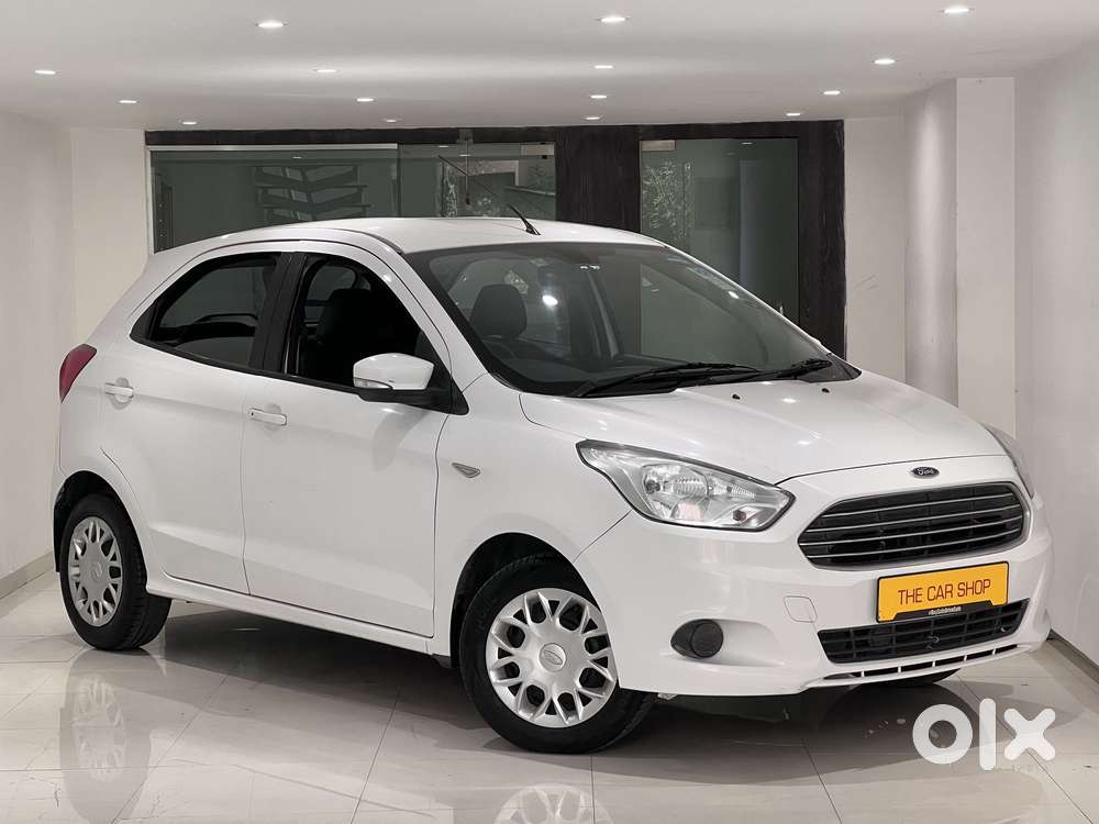 Ford Figo 1.2p Trend Mt, 2015, Petrol