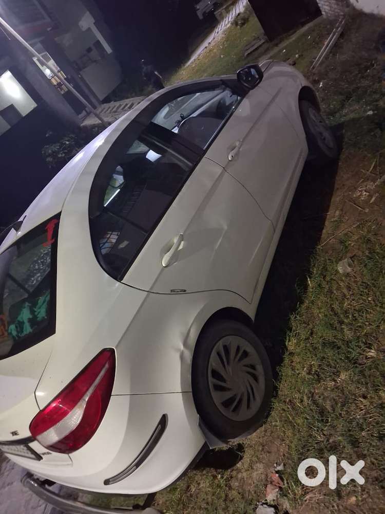 Tata Zest  Revotron 1.2t Xe, 2016, Diesel