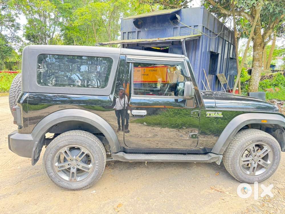 Mahindra Thar 2.0at Rwd Petrol 2024