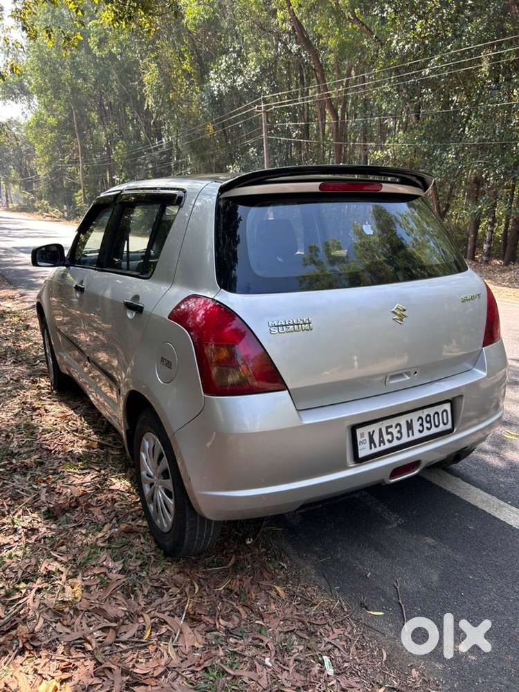 Maruti Suzuki Swift 2006 Year