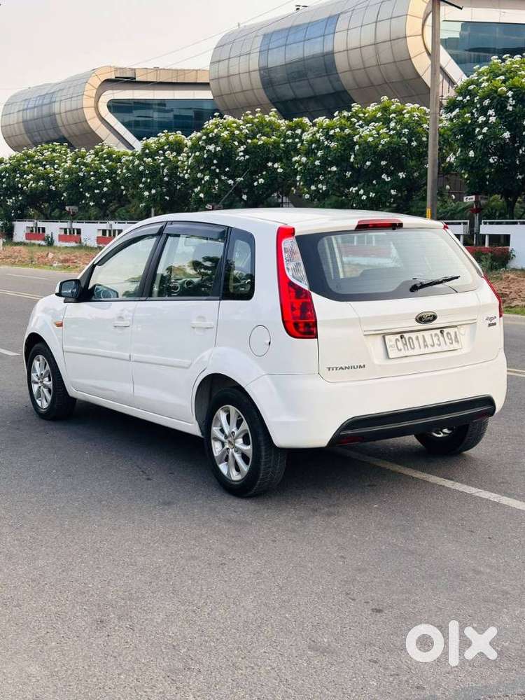 Ford Figo Diesel Titanium, 2011, Diesel