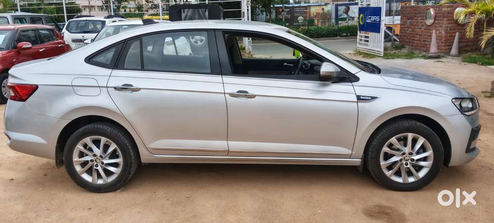 Skoda Slavia Active 1.0l Tsi Mt, 2023, Petrol