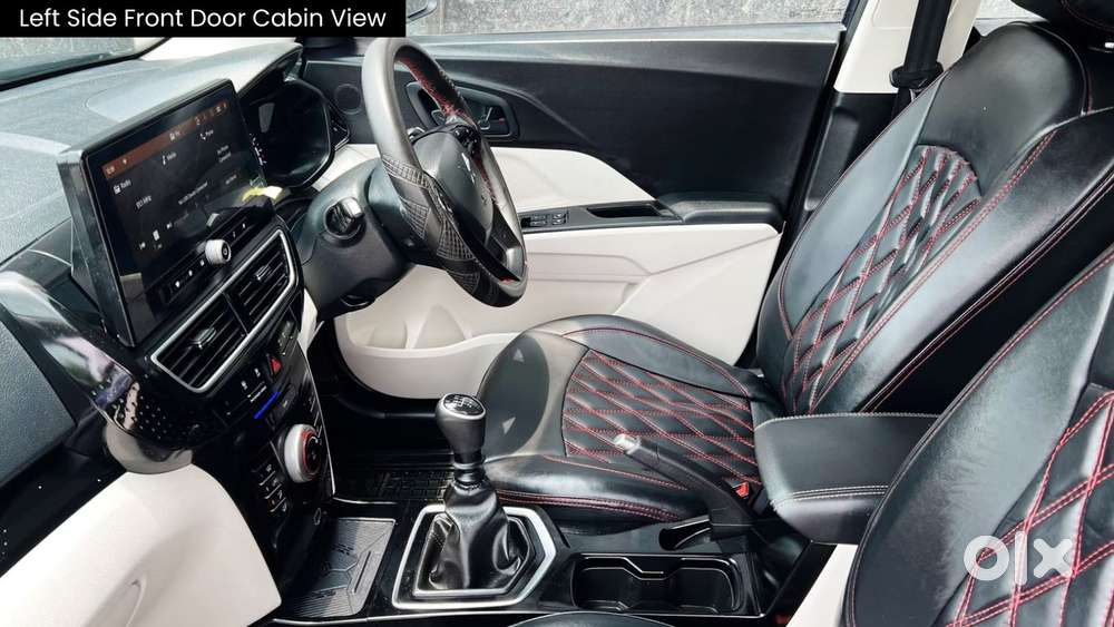 Mahindra Xuv 3xo Mx3, 2025, Petrol