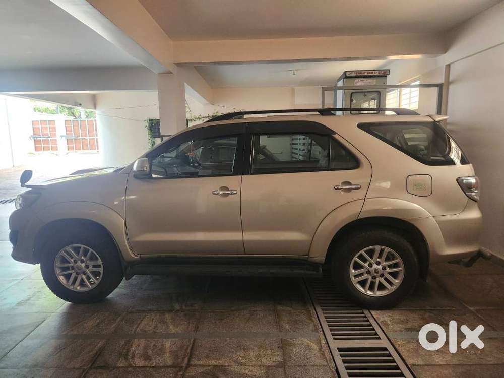 Single Owner 2015 Fortuner 3.0l 4x4 Manual - Full Nandi Toyota History