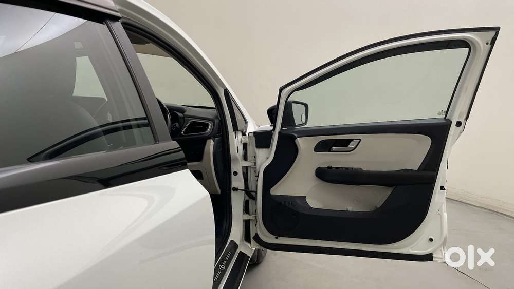 Tata Altroz 1.5 Xz Plus Diesel, 2022, Diesel