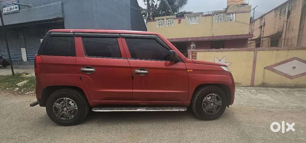Mahindra Tuv 300 2018 Diesel 105000 Km Driven